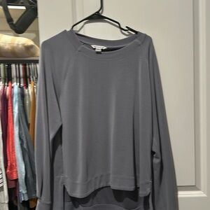 Women’s Athleta Seasoft Crewneck Sweatshirt X-Large excellent used condition